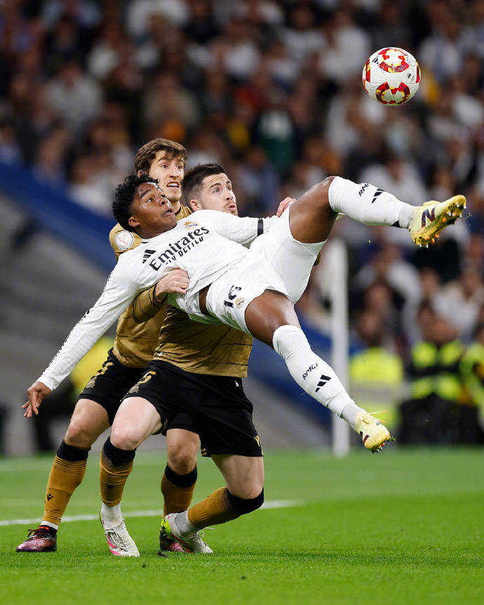 皇马剑指三冠王：恩德里克崛起，强敌却环伺左右