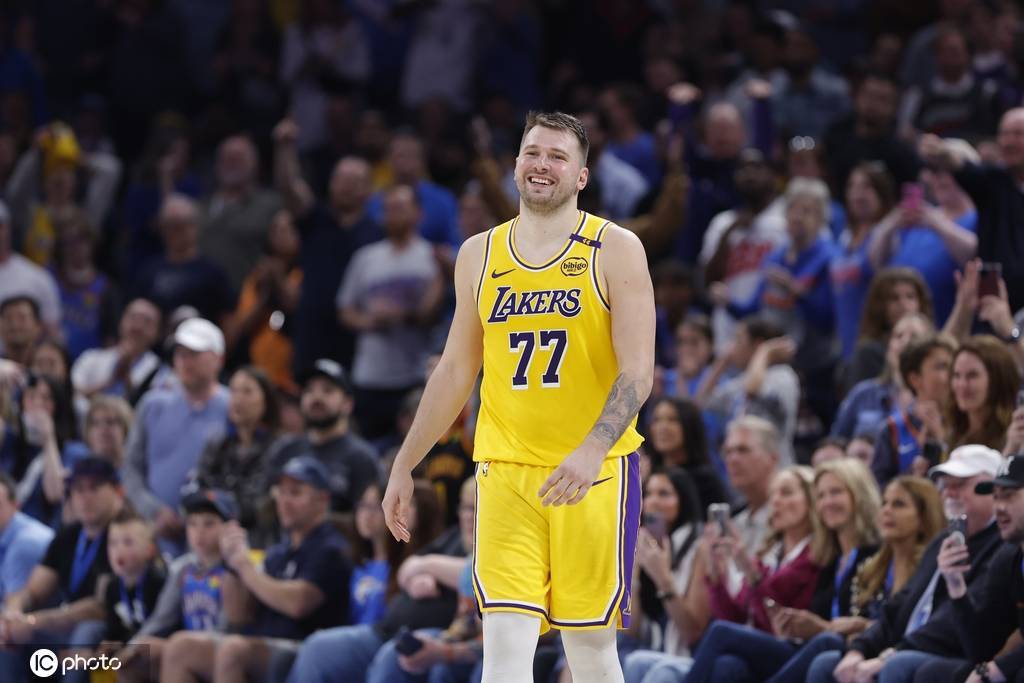 NBA官方：撤销昨日湖人VS雷霆东契奇第二次技犯