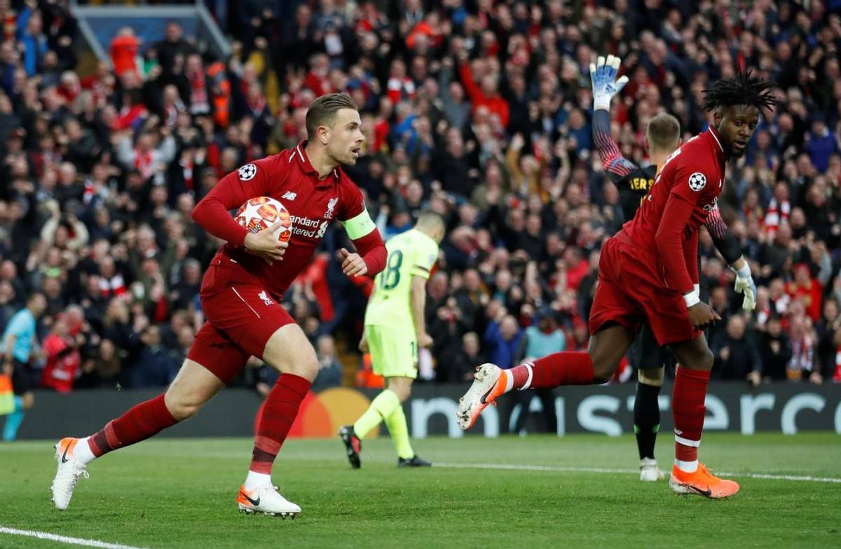 三球领先也不保险！欧冠四次大逆转，巴萨三度上榜，怎能没有米兰