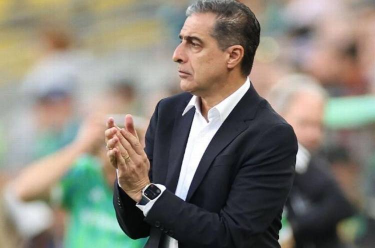 对手主帅：我们用巴黎的方式击败了巴黎，他们这样踢能赢我们也行